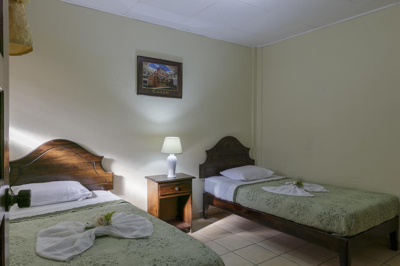 Berakah B&B- Central Park Copán Екстериор снимка